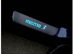 Накладки на пороги с синей подсветкой и с надписью "mazda 3"